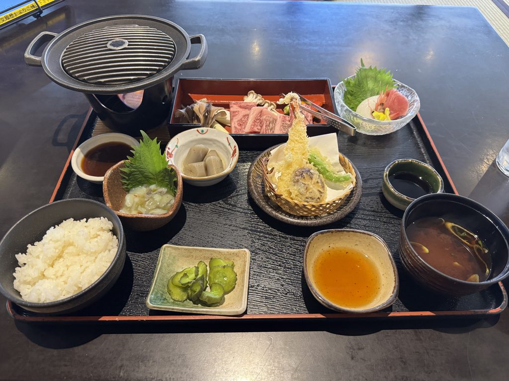 三峰御膳